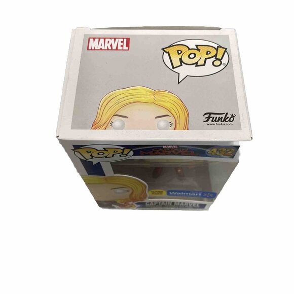 Funko Pop! Vinyl: Marvel - Captain Marvel - Walmart (Exclusive) #432 - Picture 2 of 6